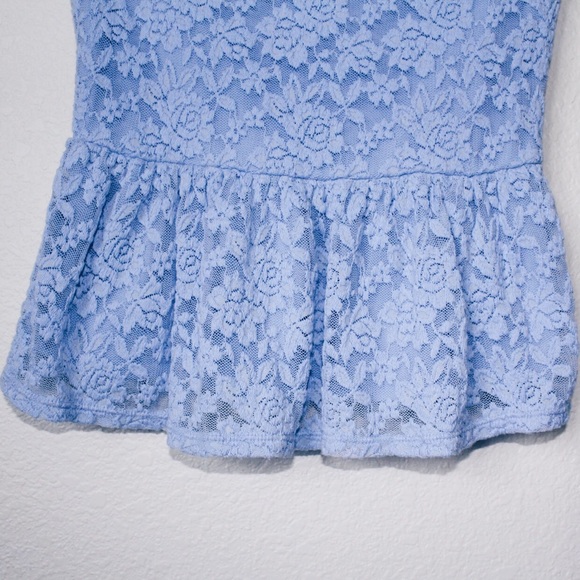 💕 Blue Lace Peplum Forever 21 Top - Picture 4 of 4